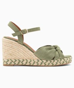 Kellychris.shop4929462a9b 1