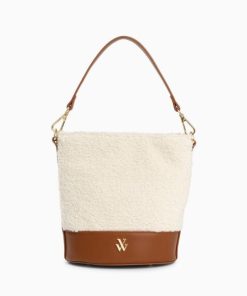 Kellychris.shop73eef13c8a 1