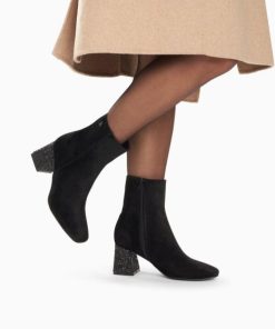 Kellychris.shopd81a6f6696 2